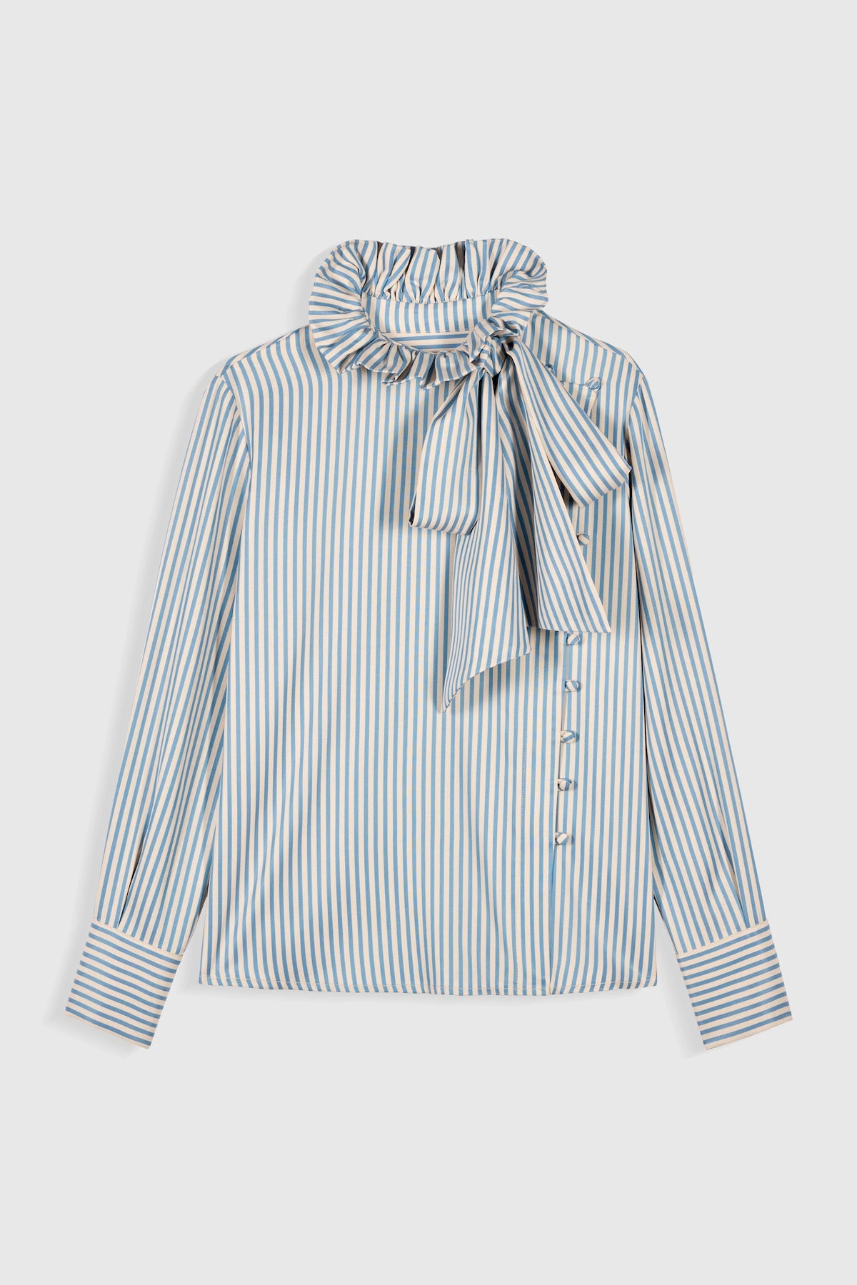 Blakes Zauberhemd: Stilvoll, cool, und ein bisschen ungezogen – hol dir den Look!